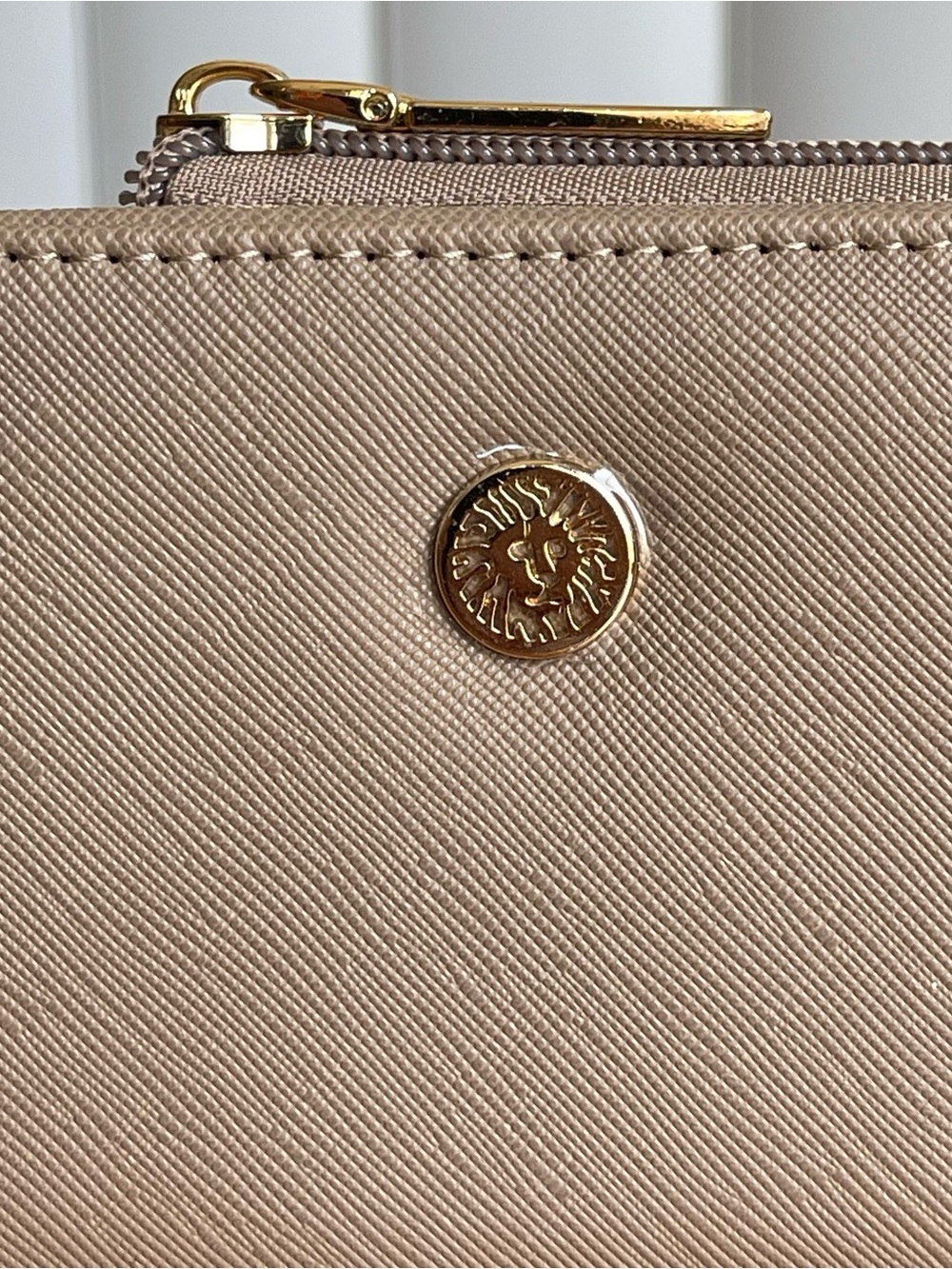 Anne Klein Small Wallet Light Taupe - Picture 2 of 16